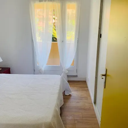 Ref 550 Ocean, Bel Classe 3 Etoiles Avec Parking Privatif A 100m De Plage Et Des Commerces Appartement